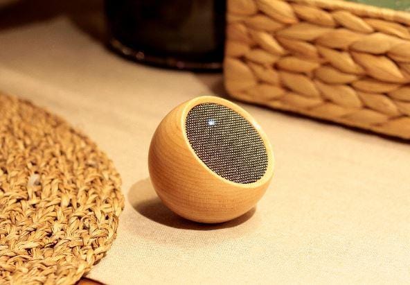 The Tumbler Selfie Speaker - ShopGreenToday