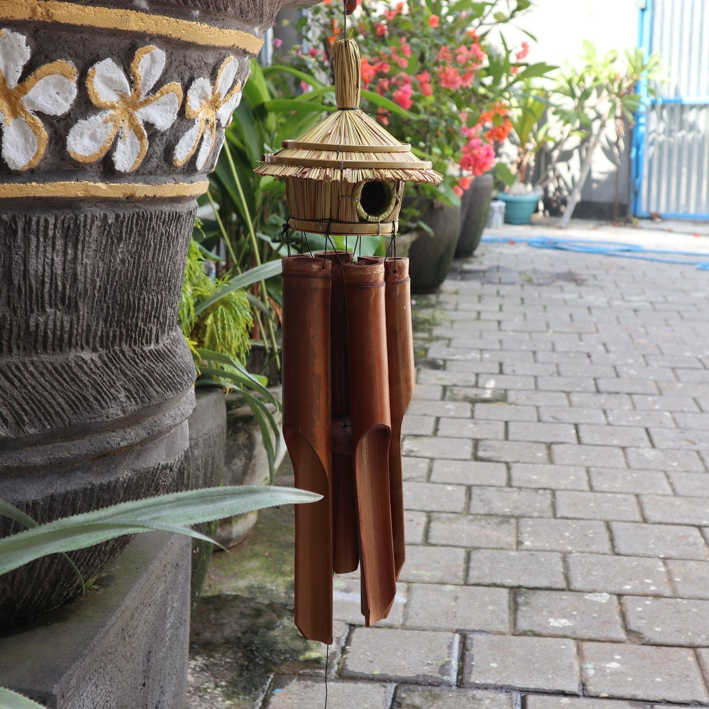 Large Round Seagrass Bird Box with Chimes 56 x 20cm - ShopGreenToday