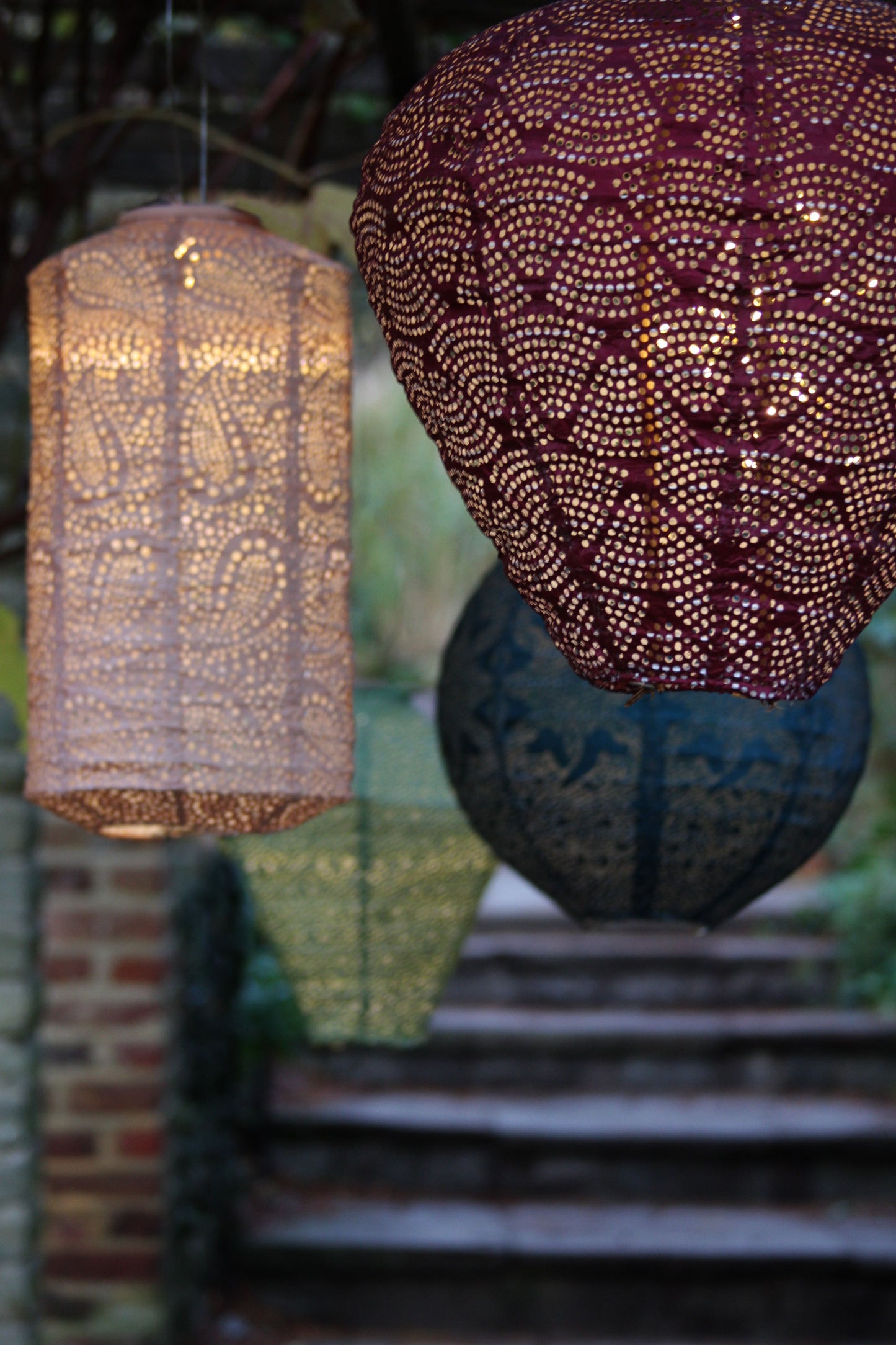 Moroccan Style Solar Lantern Balloon - ShopGreenToday